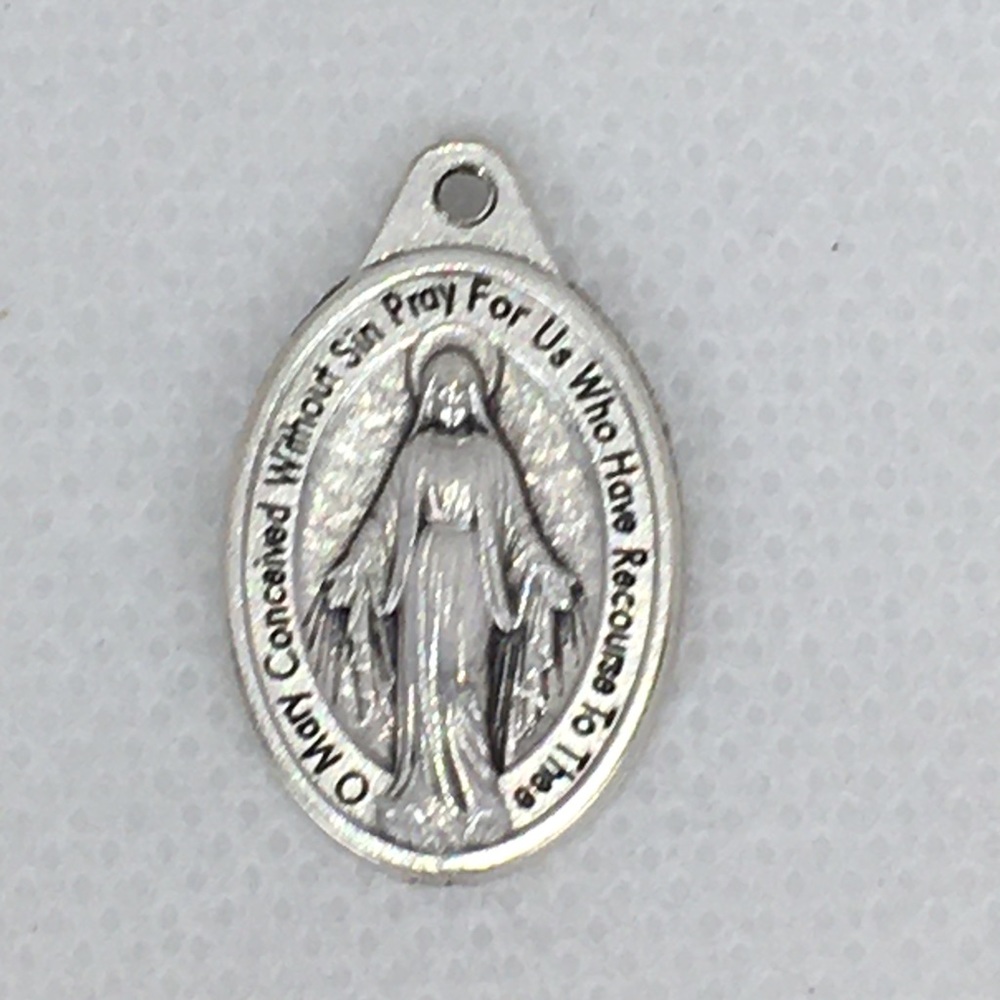 Beautiful Mary Medallion